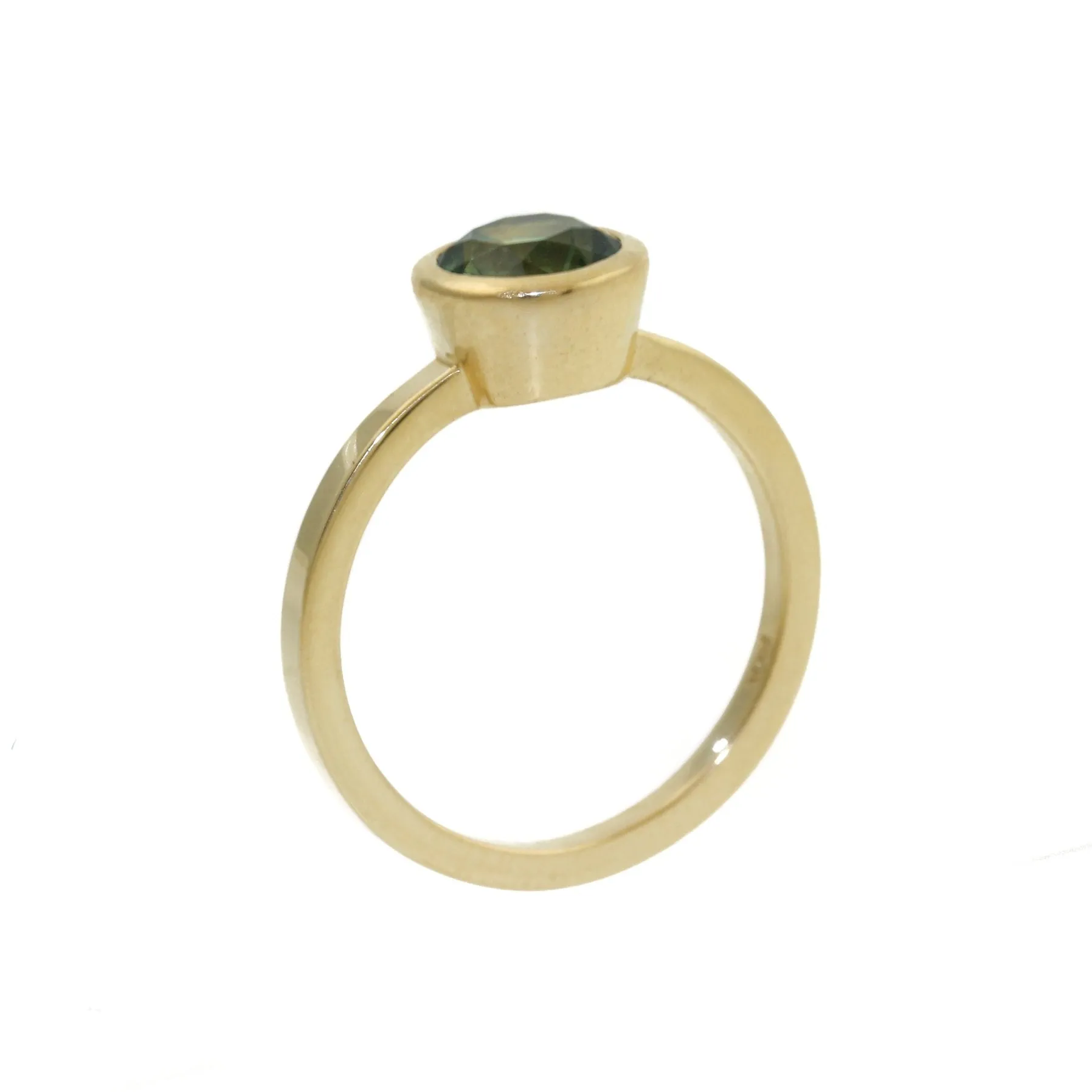 14k Gold x Madagascan Sapphire Bezel-Set Engagement