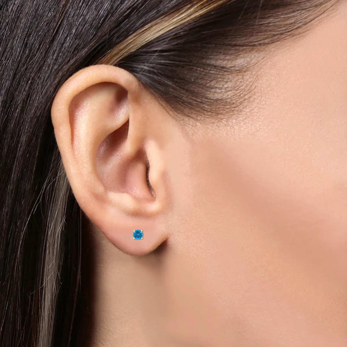 14K Yellow Gold 5Mm Round Blue Topaz Earrings