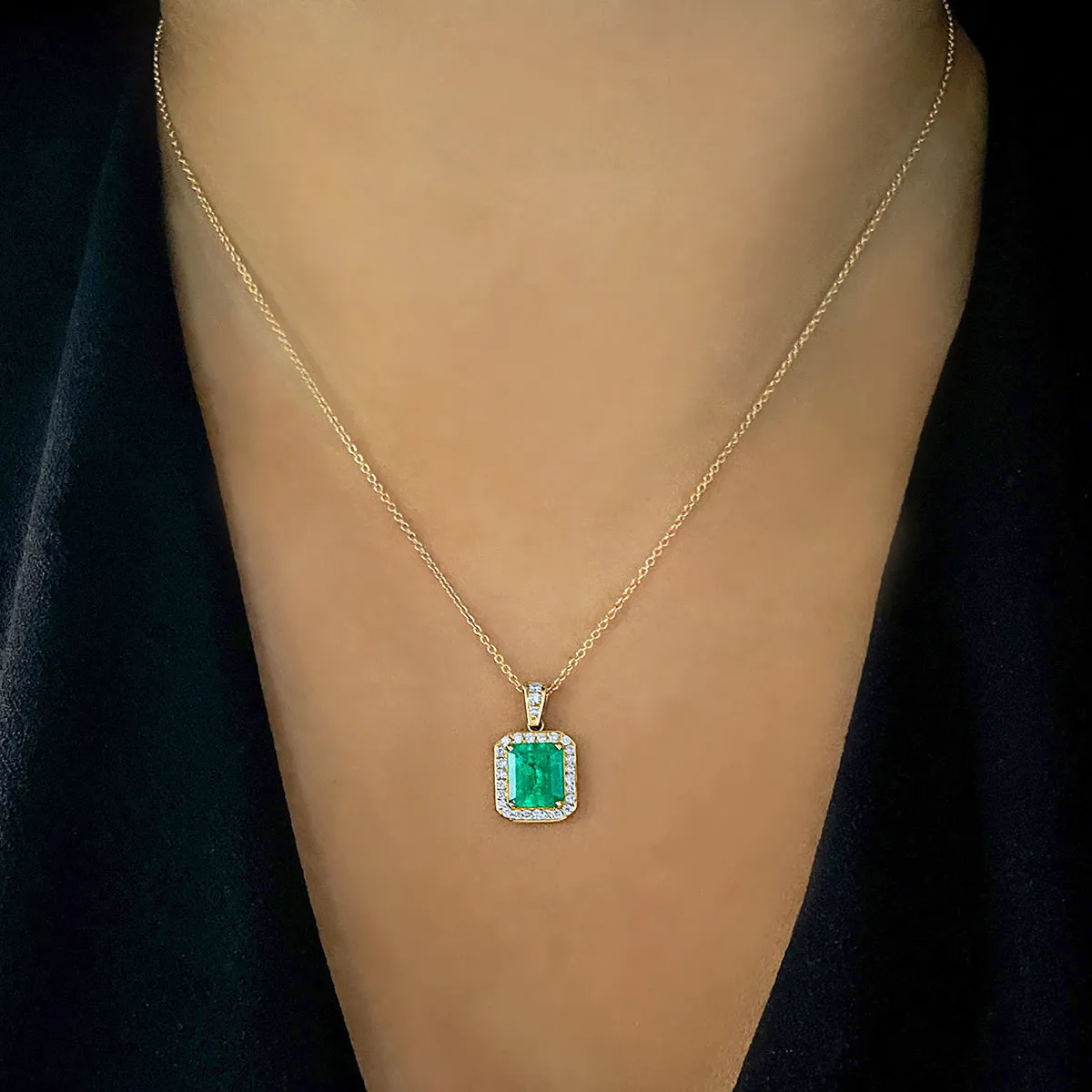 2.44ct Emerald Cut Emerald with Diamond Halo Pendant | Pre-Loved | 18K Yellow Gold