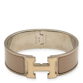 Clic H Medium Width Marron Bracelet in Enamel