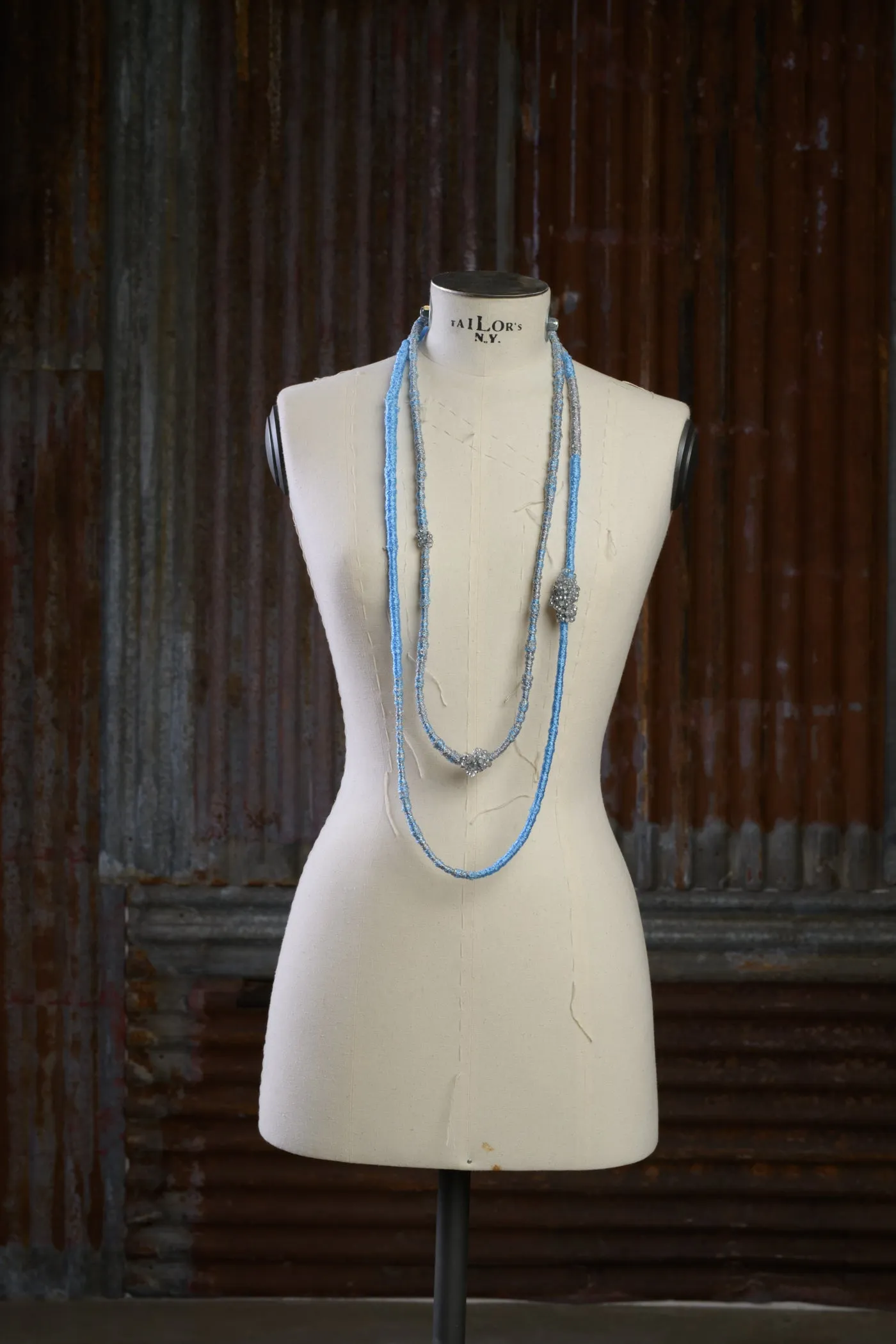 Double Thread Polypropylene Necklace with Glass Beads