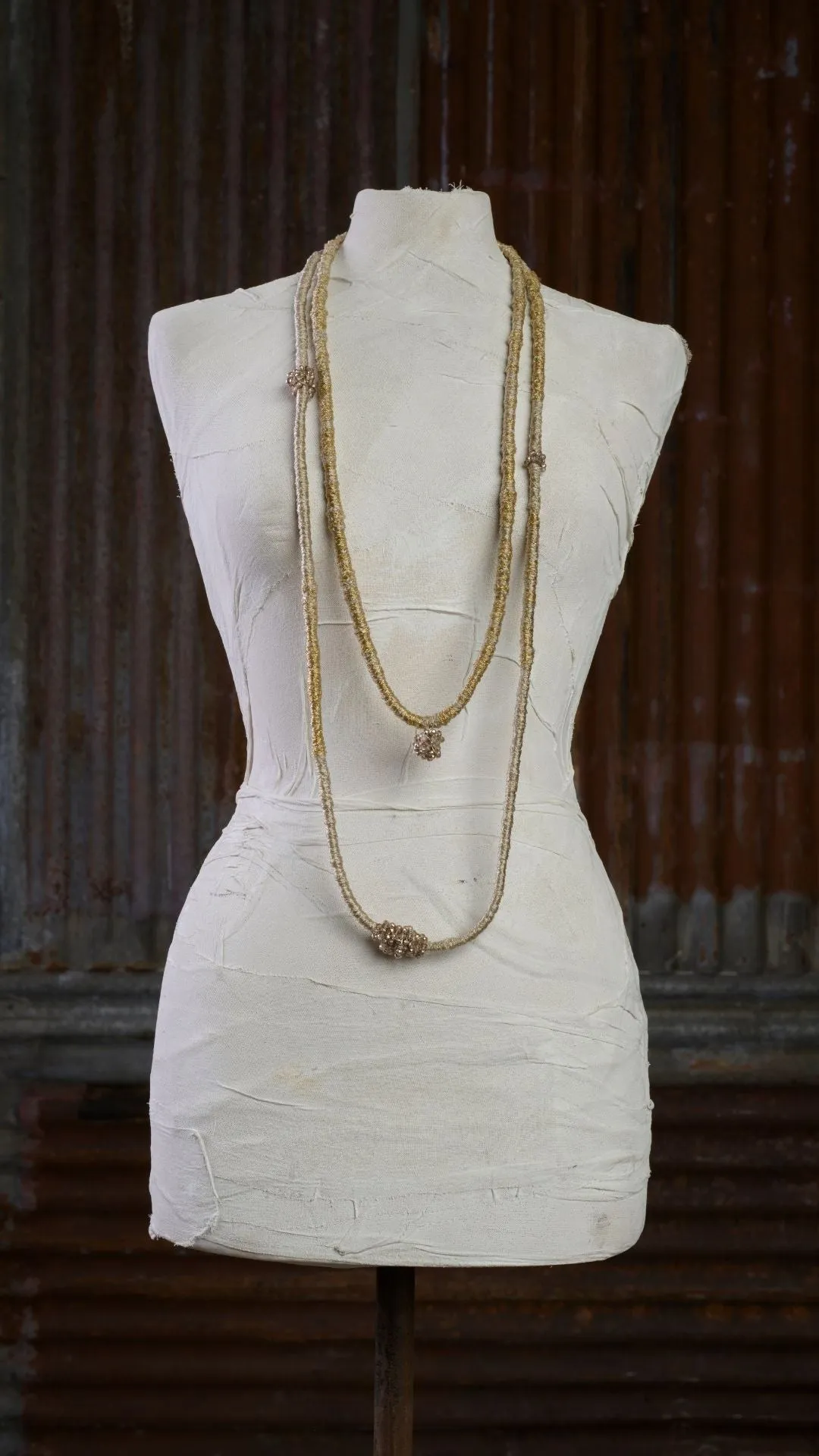Double Thread Polypropylene Necklace with Glass Beads
