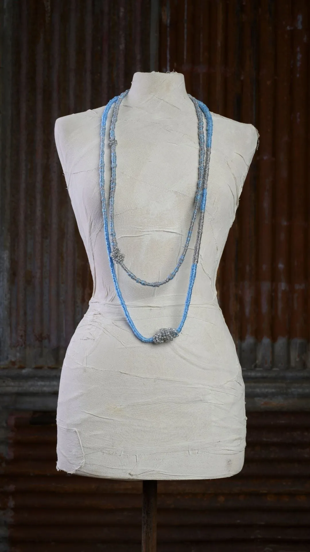 Double Thread Polypropylene Necklace with Glass Beads