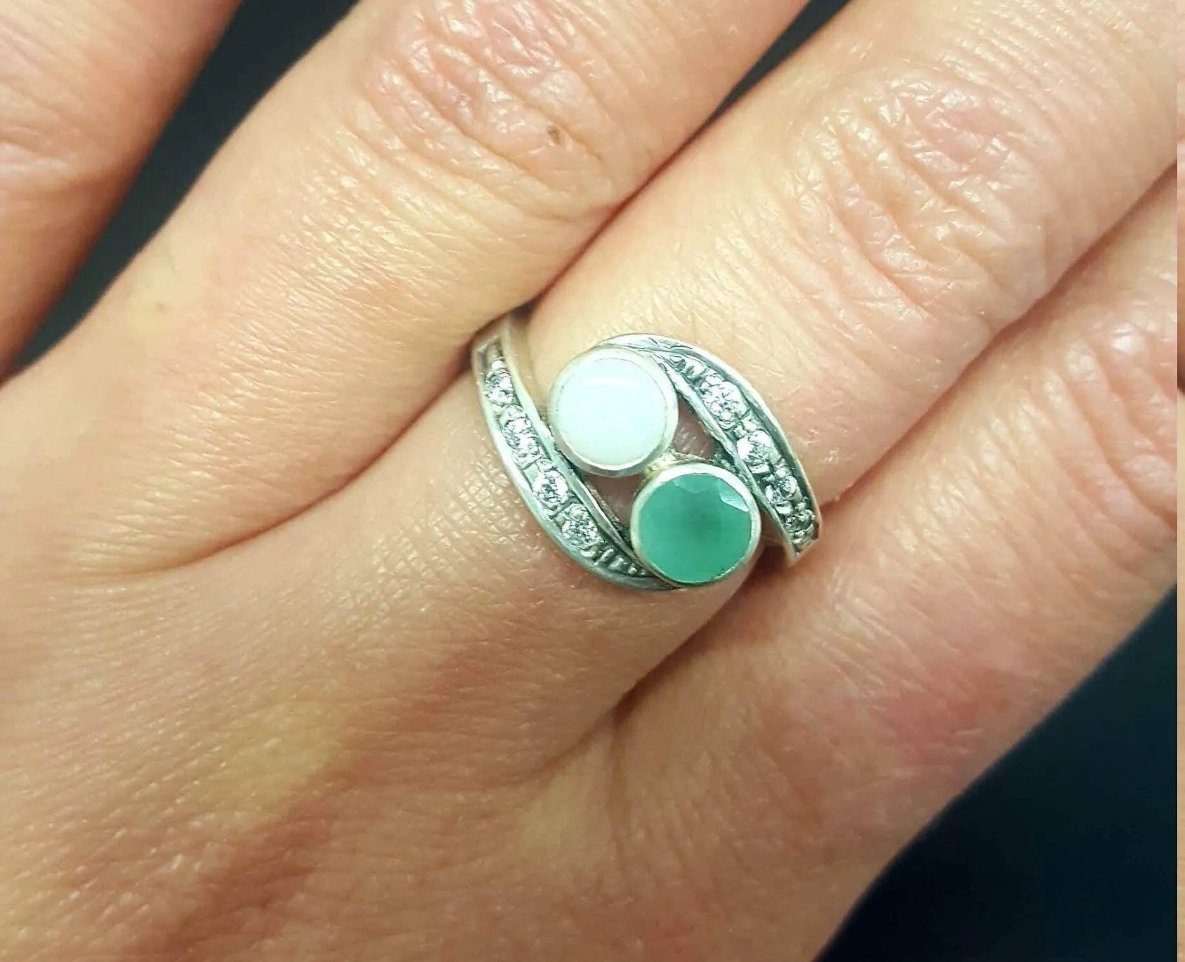 Emerald Bypass Ring - Two Stone Ring - Opal Vintage Ring