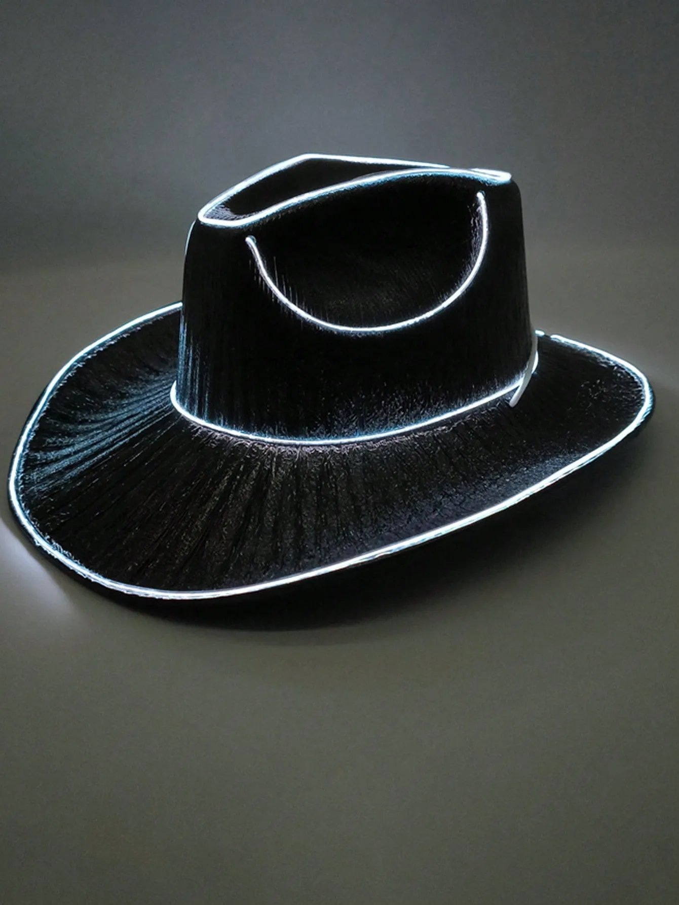 Fashionable Cool LED Light-Up Hat With Cold Light And Colorful Glow, Perfect For Night Travel, Bar And Party, Creating An Atmosphere Of Trendy And Personalized Style For Men