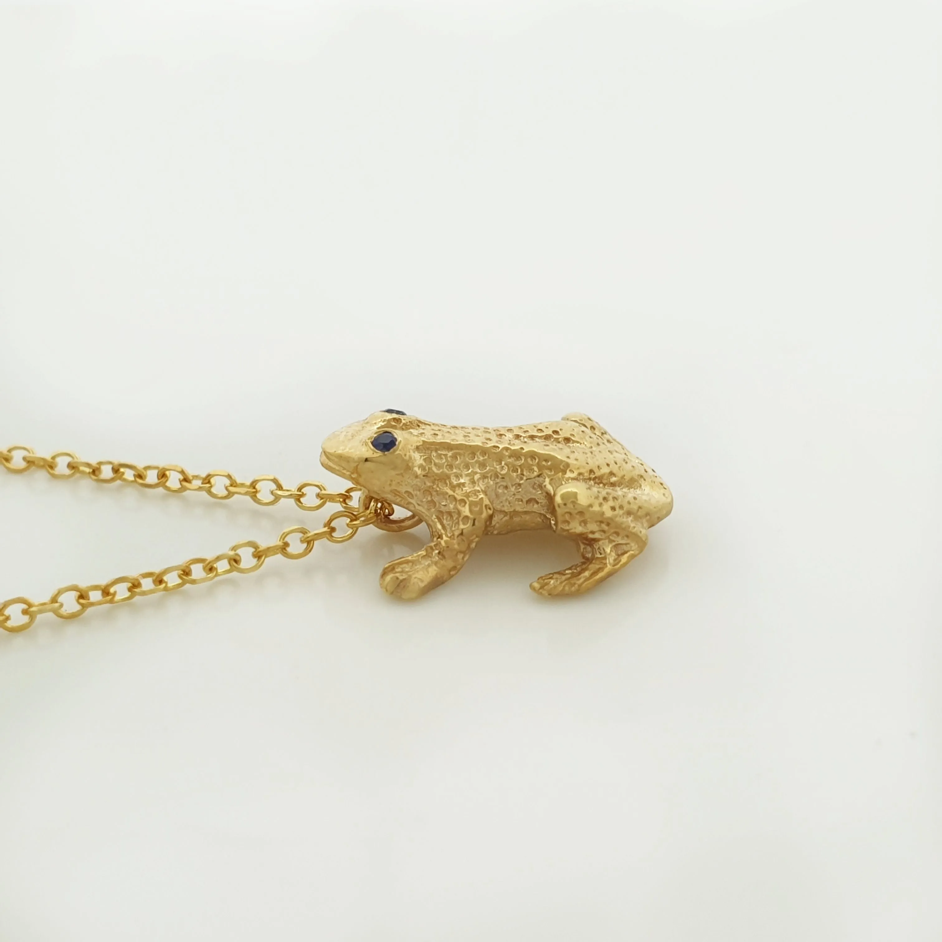 Gold frog necklace