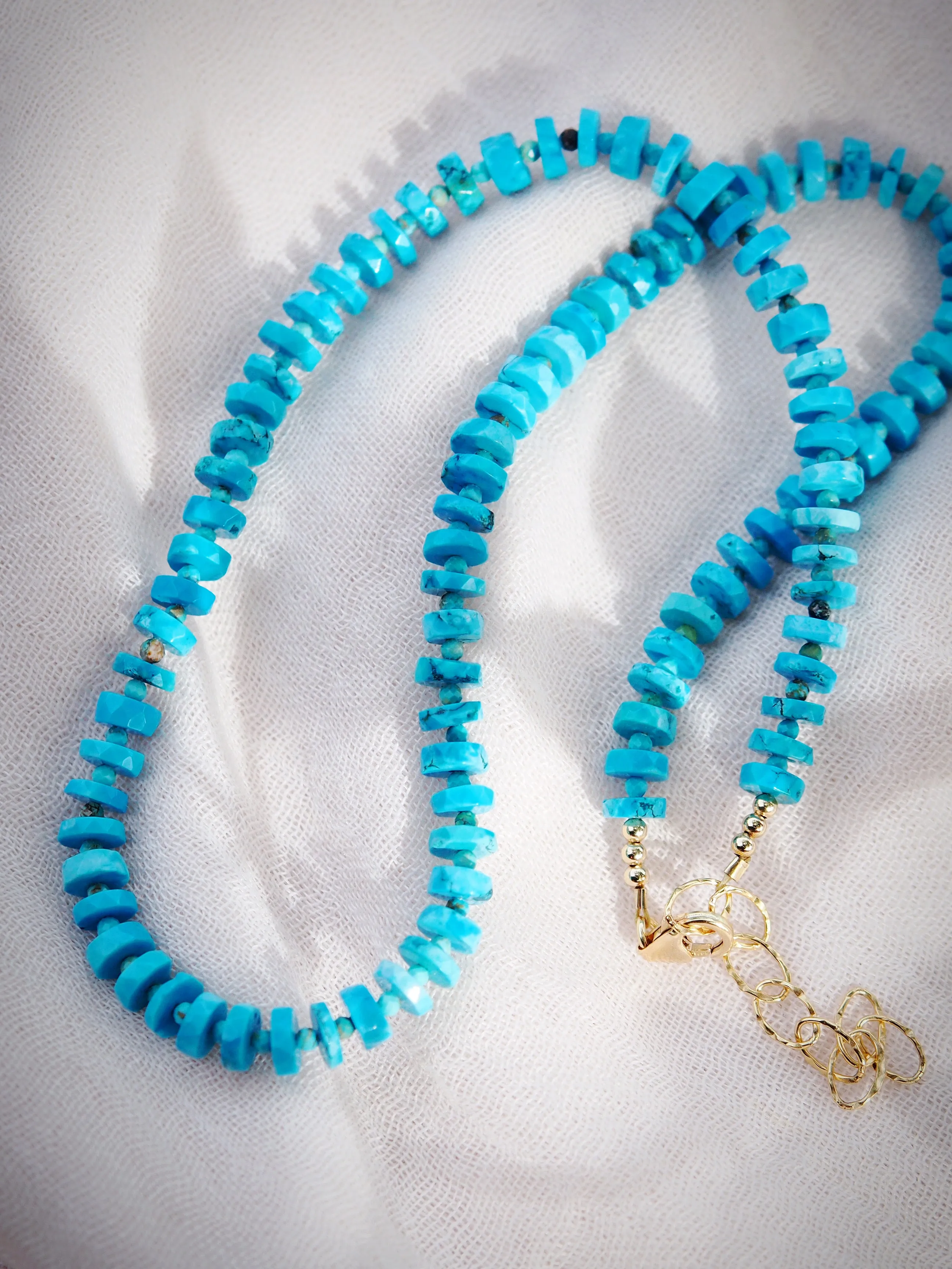 Heishi Turquoise Gemstone Necklace - Alepo'i