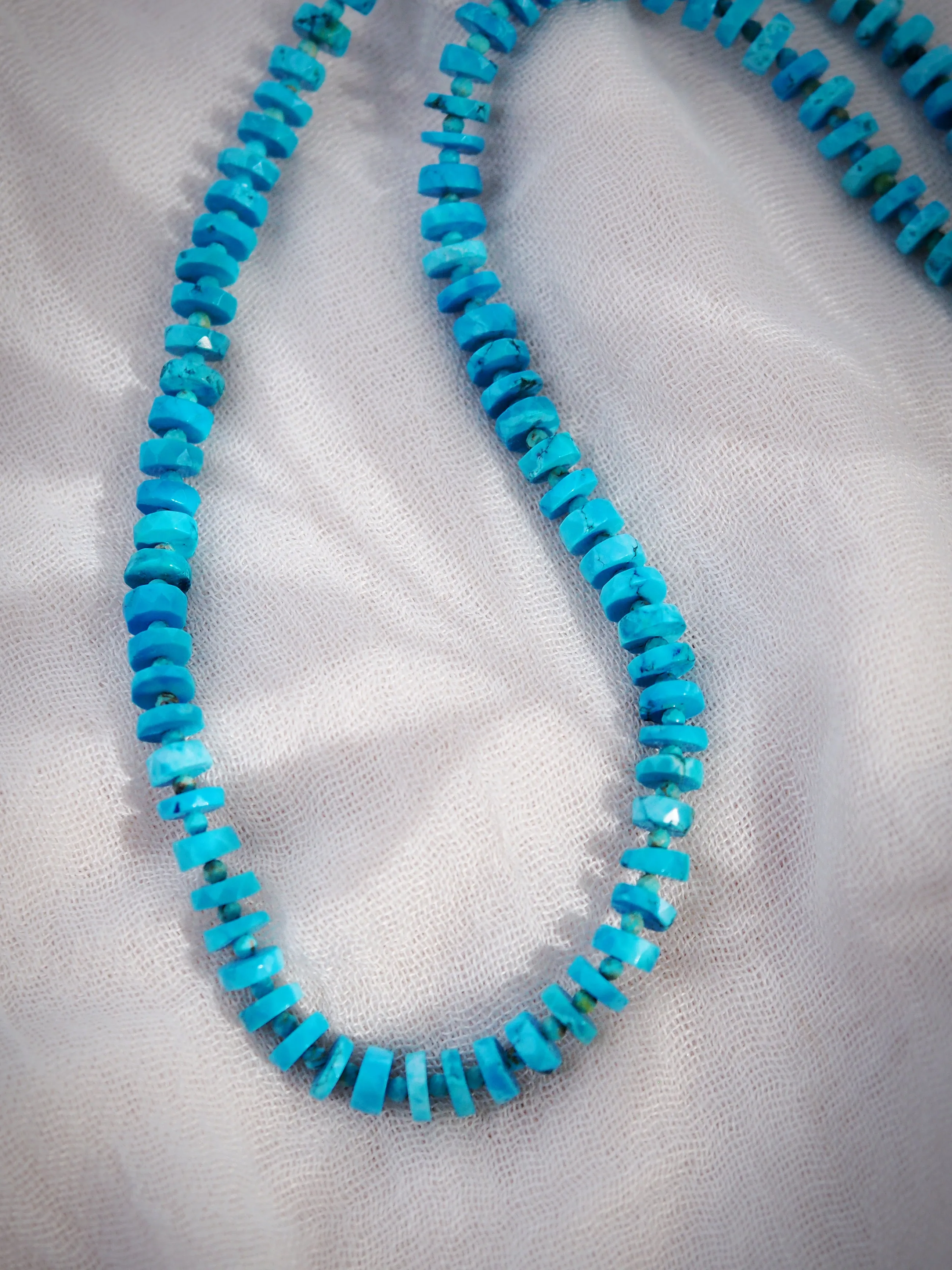 Heishi Turquoise Gemstone Necklace - Alepo'i