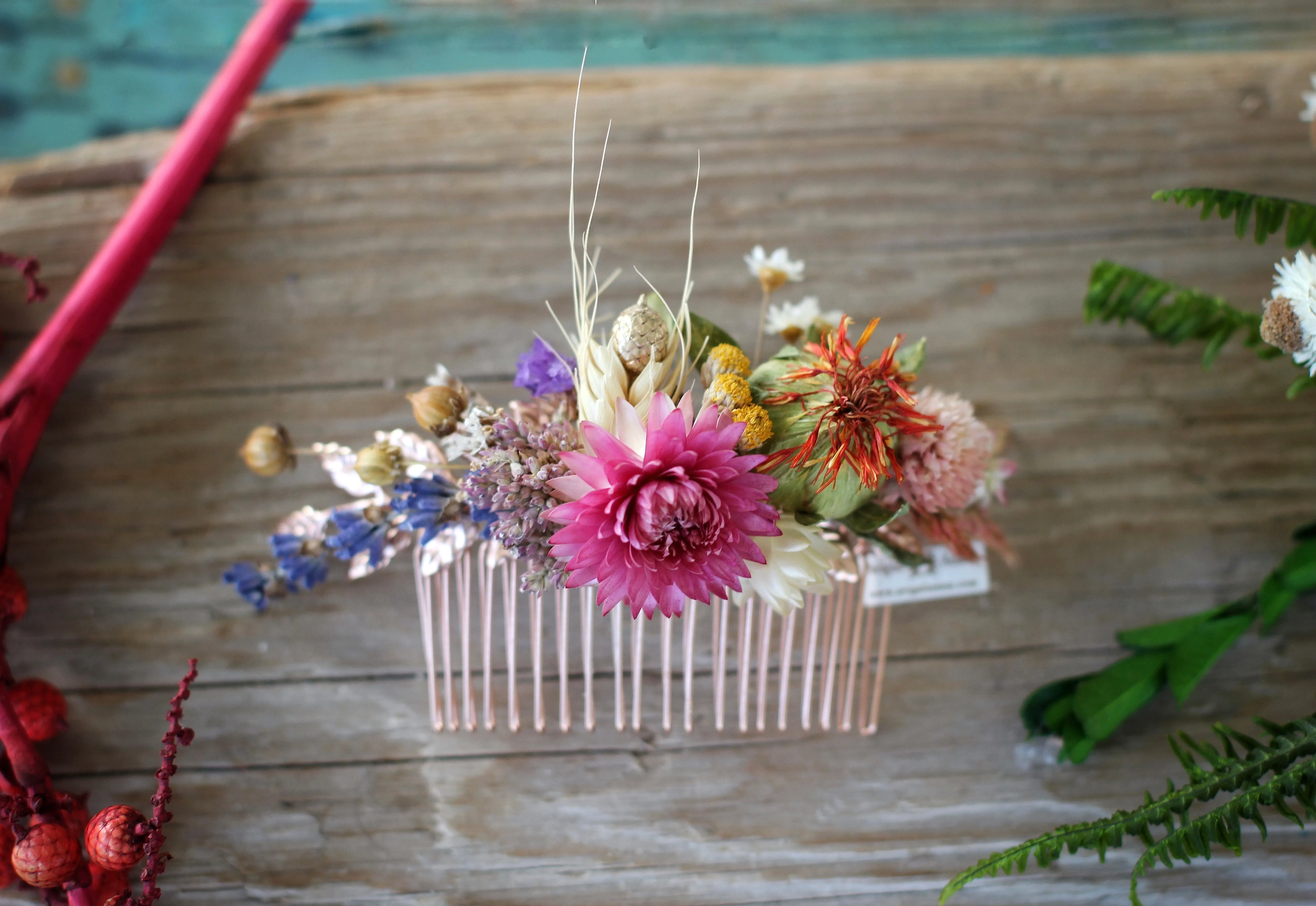 Preorder * Summertime Dried Flowers Hair Comb