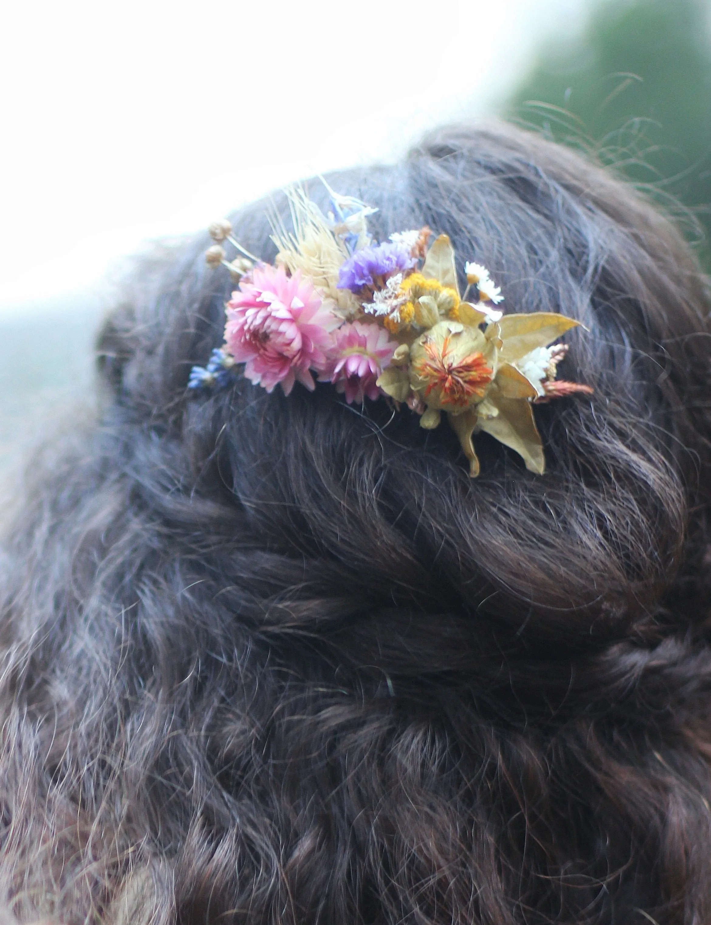 Preorder * Summertime Dried Flowers Hair Comb