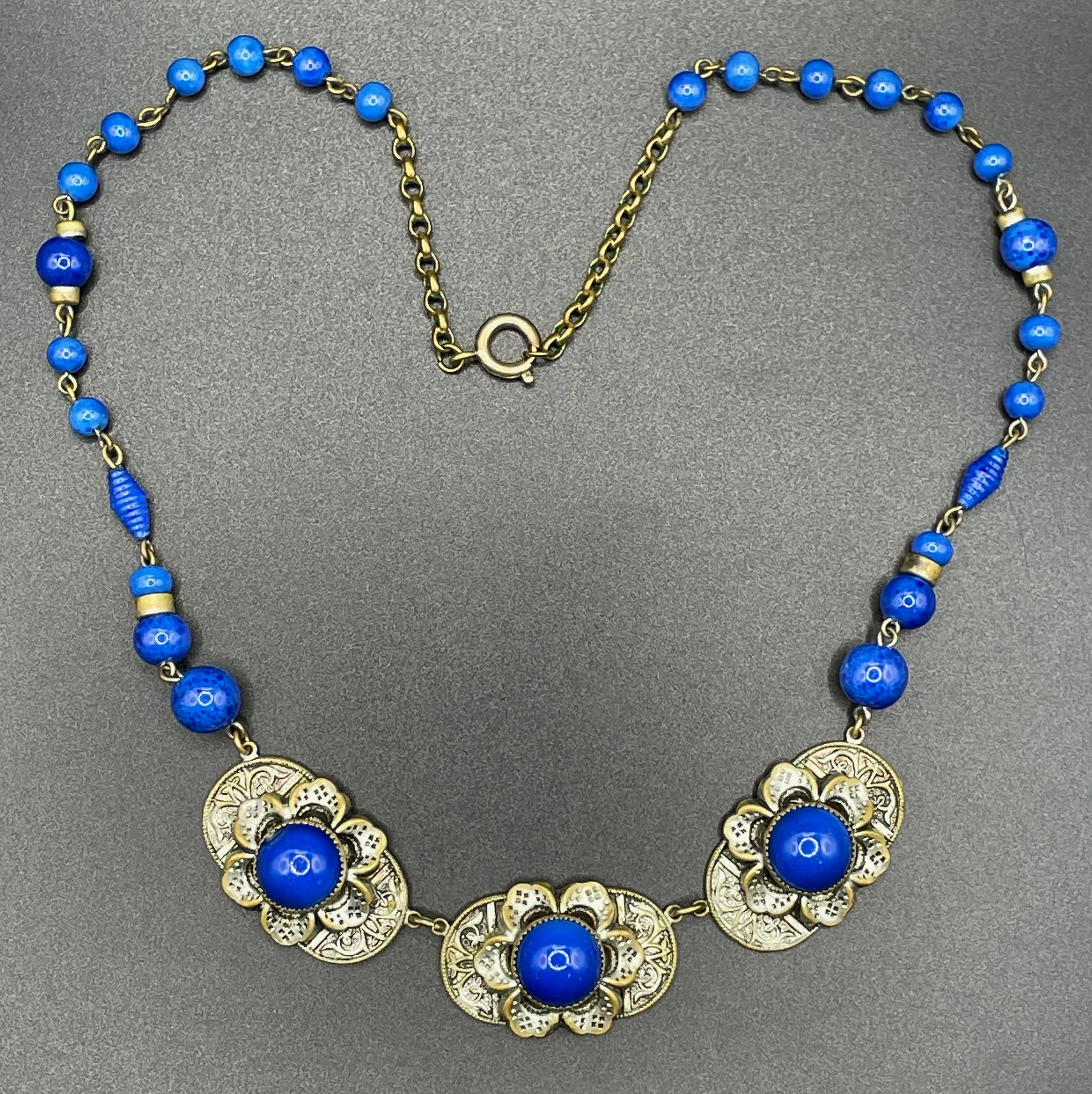 Vintage Art Deco Czech Neiger brothers, Max Neiger faux lapis lazuli glass cabochon and silver / antique gold tone necklace
