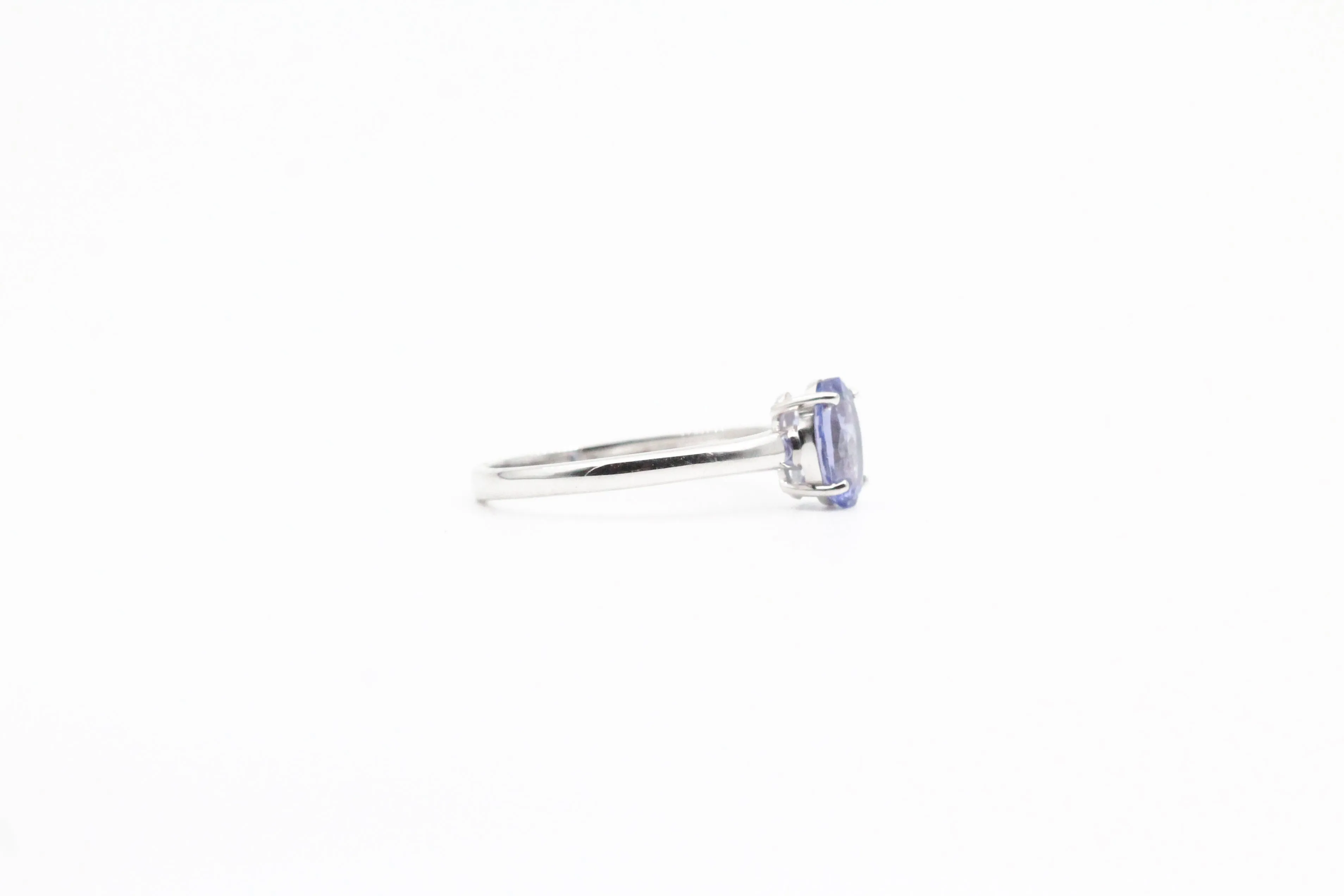 White Gold Tanzanite Solitaire Ring